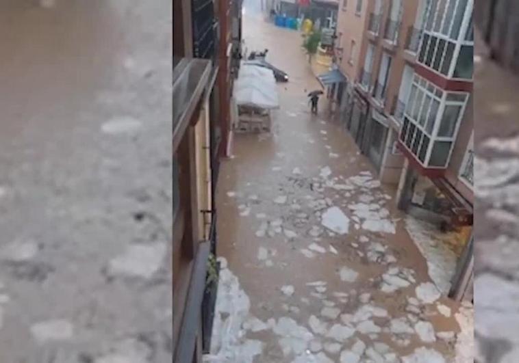 La tormenta dejó ríos de agua por toda Briviesca.