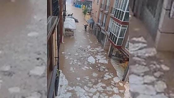 La tromba de agua deja 40 litros en 35 minutos en Briviesca