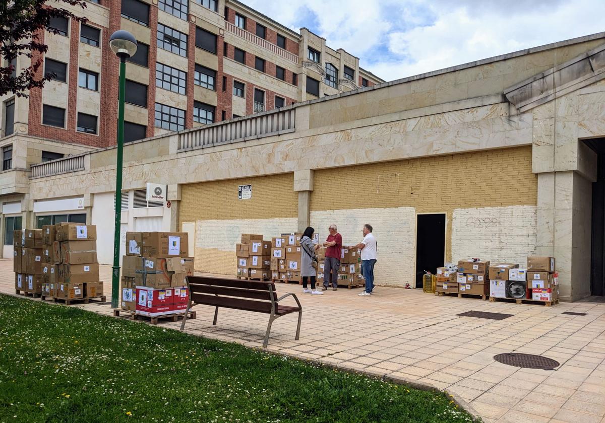 La ayuda humanitaria ya ha partido para Madrid.