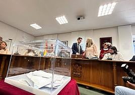 Imágenes del Pleno Extraordinario de formación de la nueva corporación municipal en el Ayuntamiento de Aranda de Duero