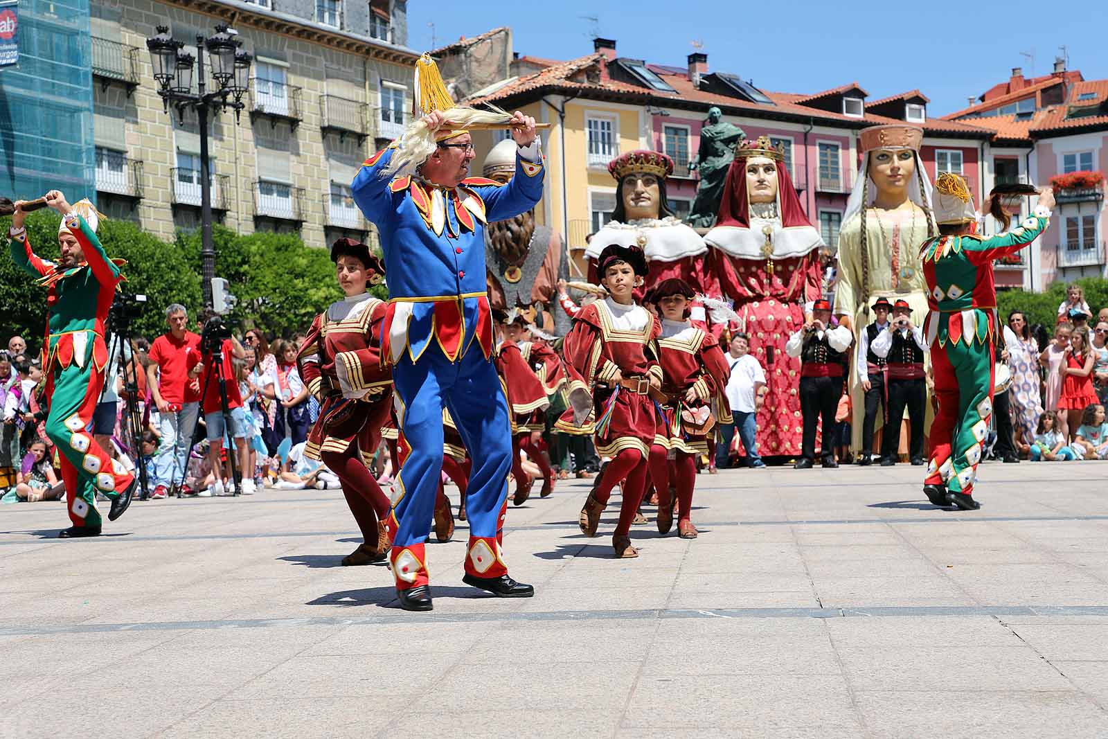 Bailes y tradiciones en los Sampedros