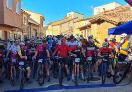 Los ciclistas salen desde Hortigüela, Burgos.