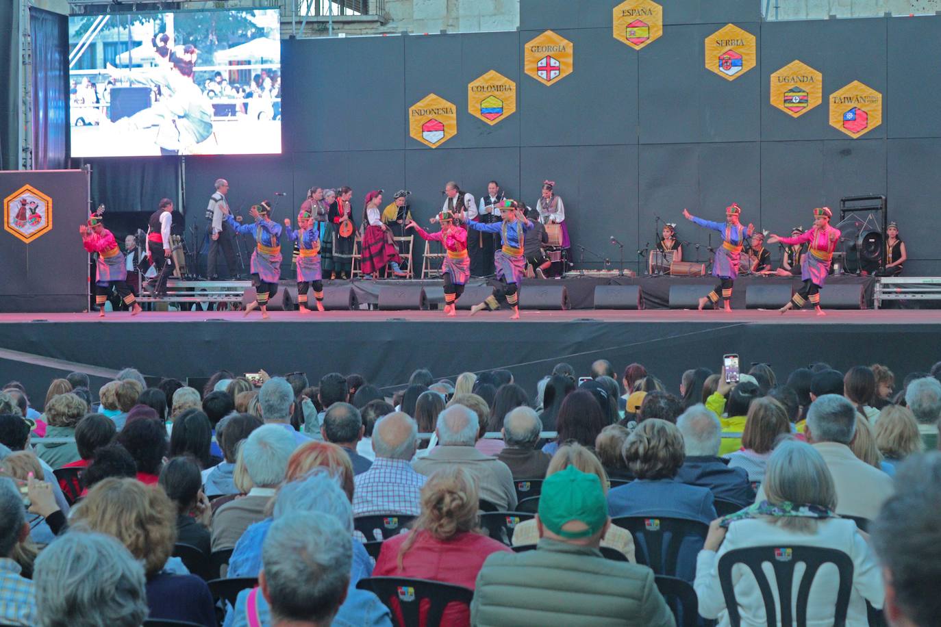 El Festival Internacional de Folclore de Burgos en imágenes