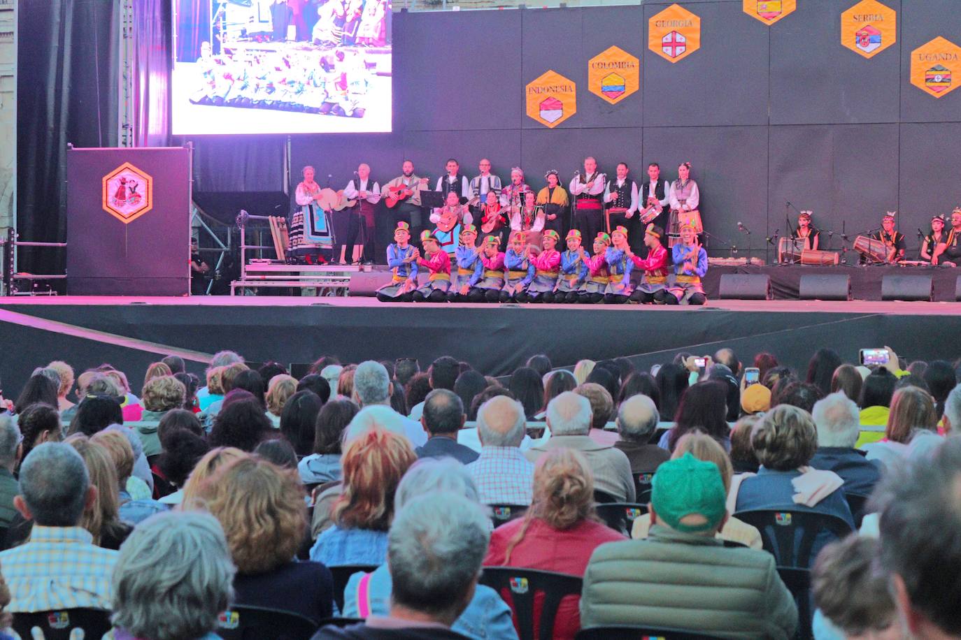 El Festival Internacional de Folclore de Burgos en imágenes