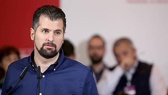 Tudanca anima a votar «en defensa propia», especialmente a las mujeres