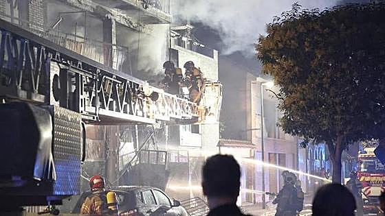 Hallan muerta a una mujer a la que se buscaba tras una explosión de gas en Valladolid