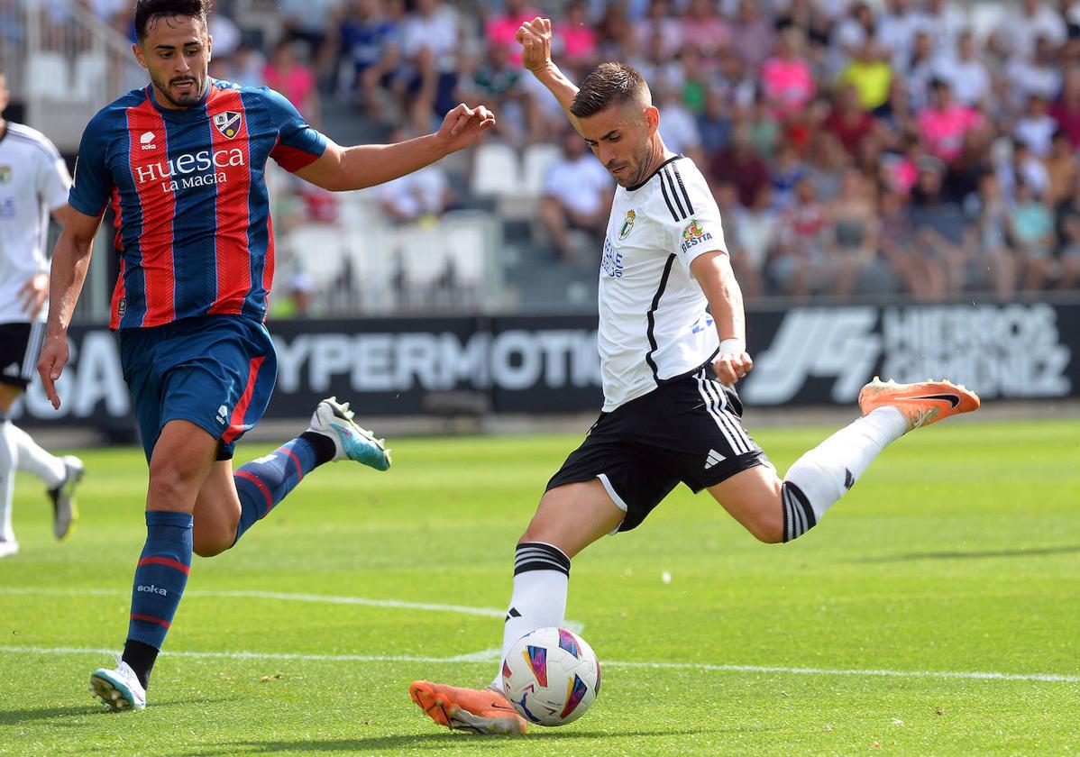 Un buen Burgos CF empata en su estreno liguero ante la SD Huesca