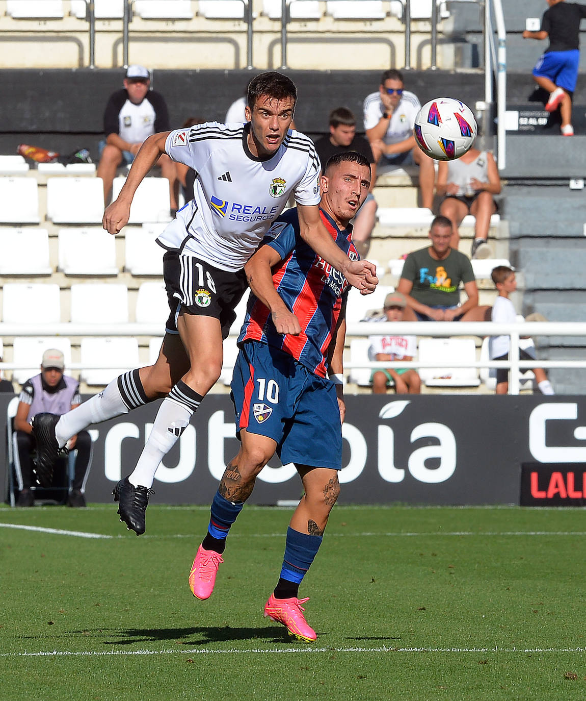 Empate en el estreno liguero del Burgos CF en El Plantío