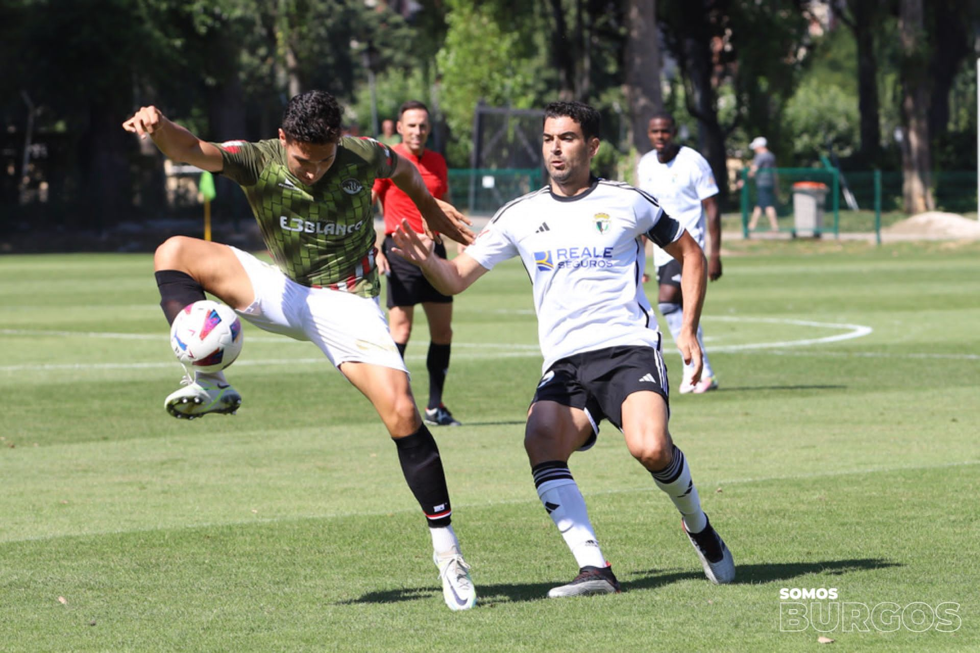 El Burgos CF cierra la pretemporada con un empate ante la SD Logroñés