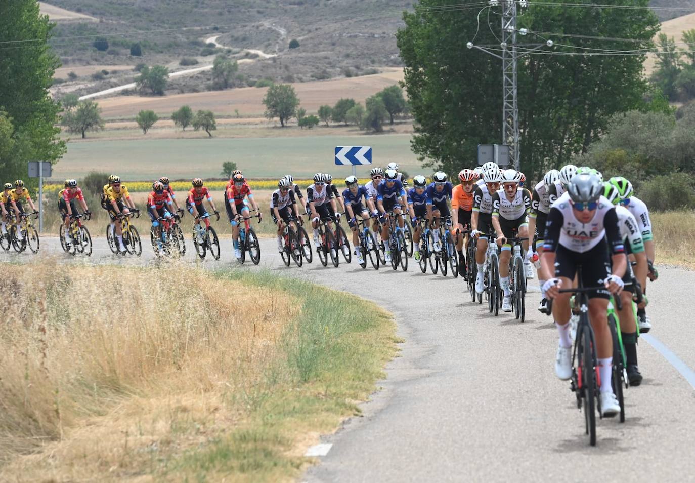 El colombiano Sebastian Molano se lleva la primera etapa de la Vuelta a Burgos