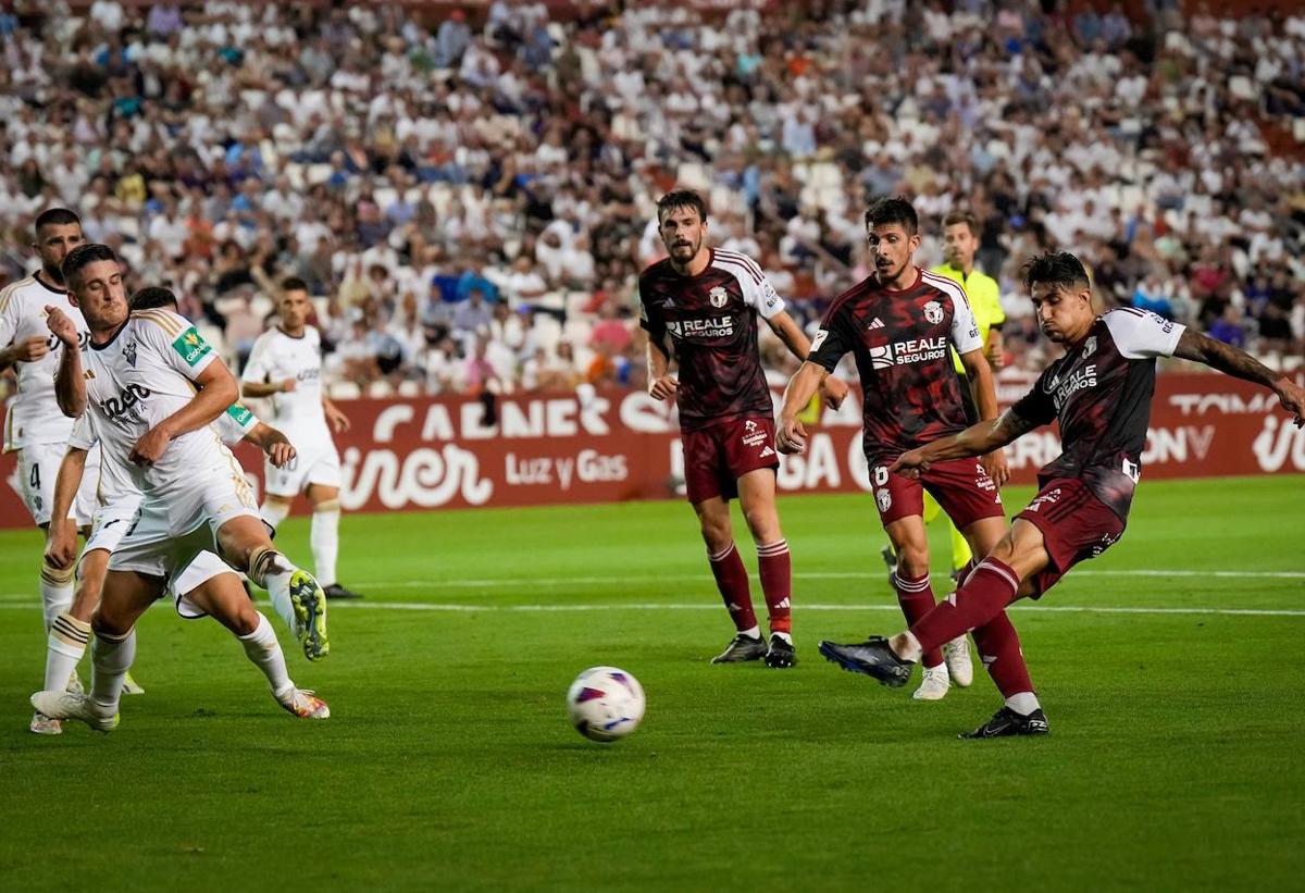 El Burgos CF no tuvo la fortuna necesaria.