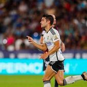 Álex Bermejo mete el cuarto gol y desata la locura en El Plantío