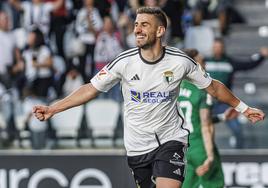 El Burgos CF se imponía 4-0 al Elche este sábado.