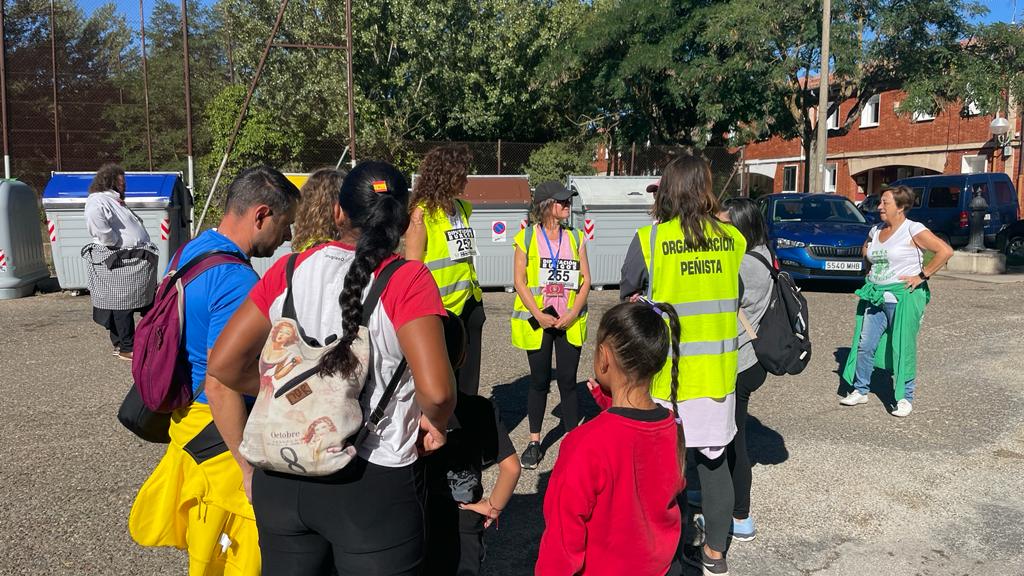 Un millar de burgaleses participan en la Marcha de Peñas solidaria