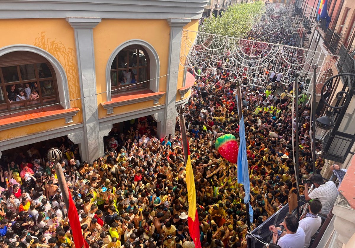 El Cañonazo que abre las fiestas arandinas