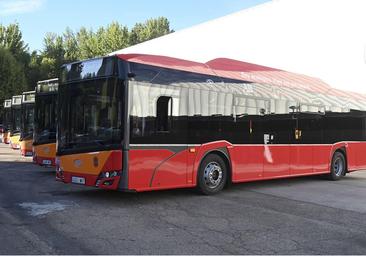 Cinco nuevos autobuses completan la flota de Burgos