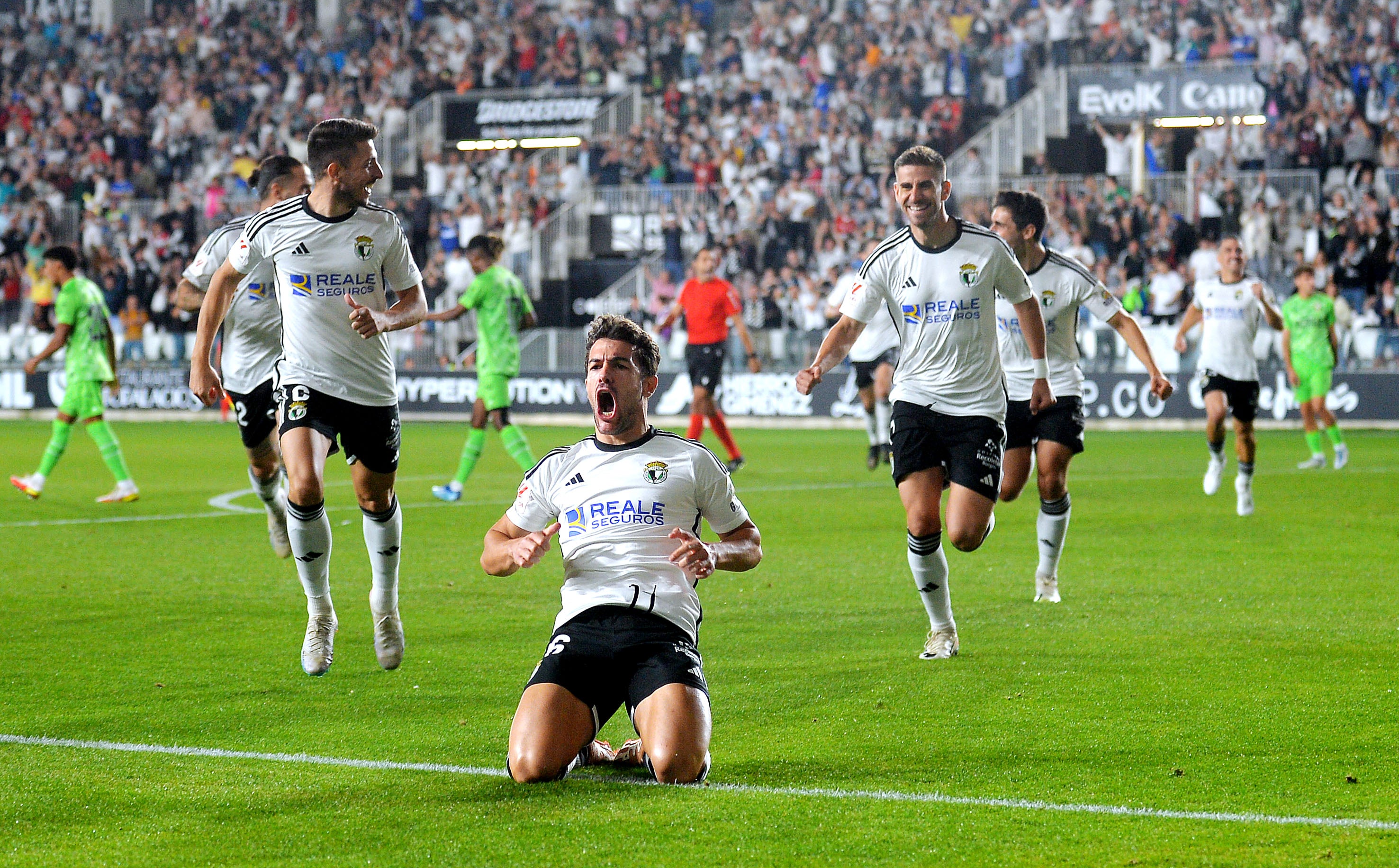 Así ha sido el triunfo del Burgos CF en imágenes