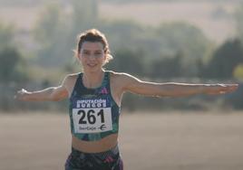 La atleta es la protagonista del vídeo.