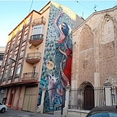 Un gran mural de Nano Lázaro decora la iglesia de la Vera Cruz de Aranda