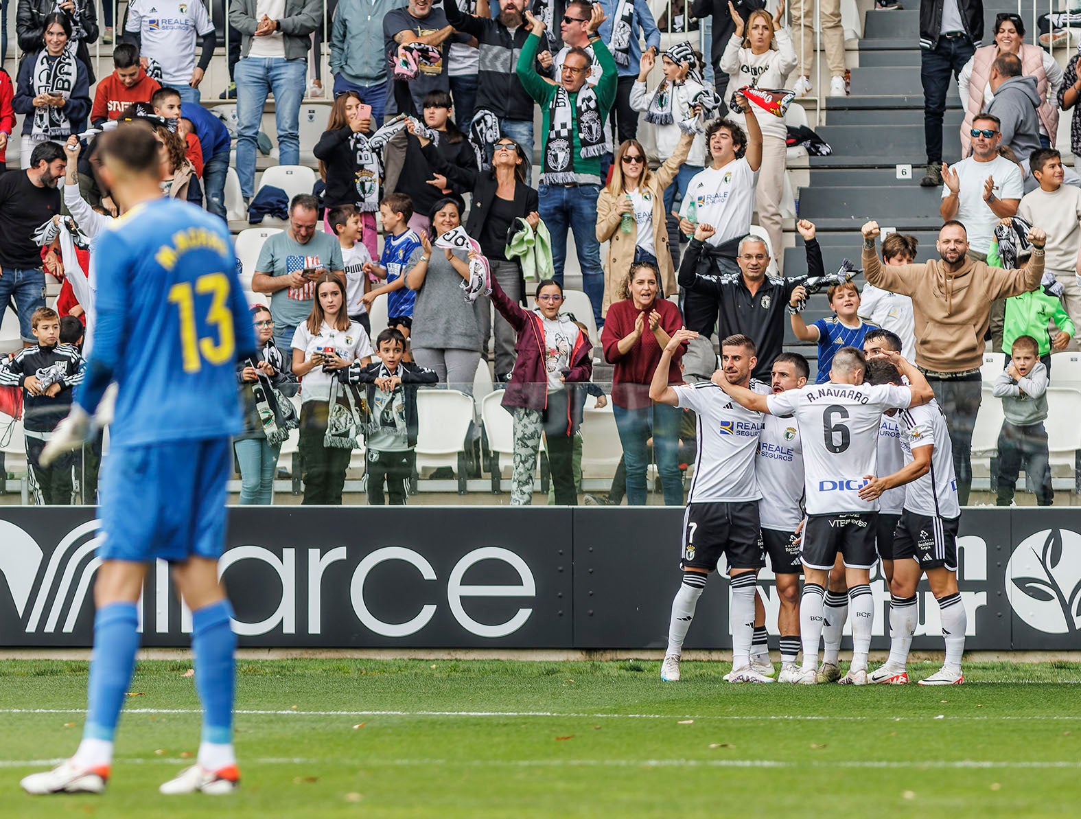 La victoria del Burgos CF ante el Villarreal B, en imágenes