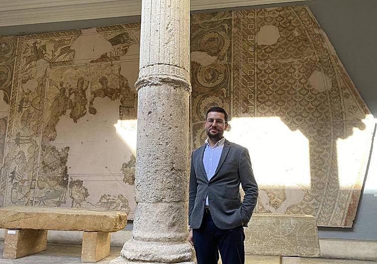 El conservador Luis Araus, que actualmente hace las veces de director del Museo de Burgos.