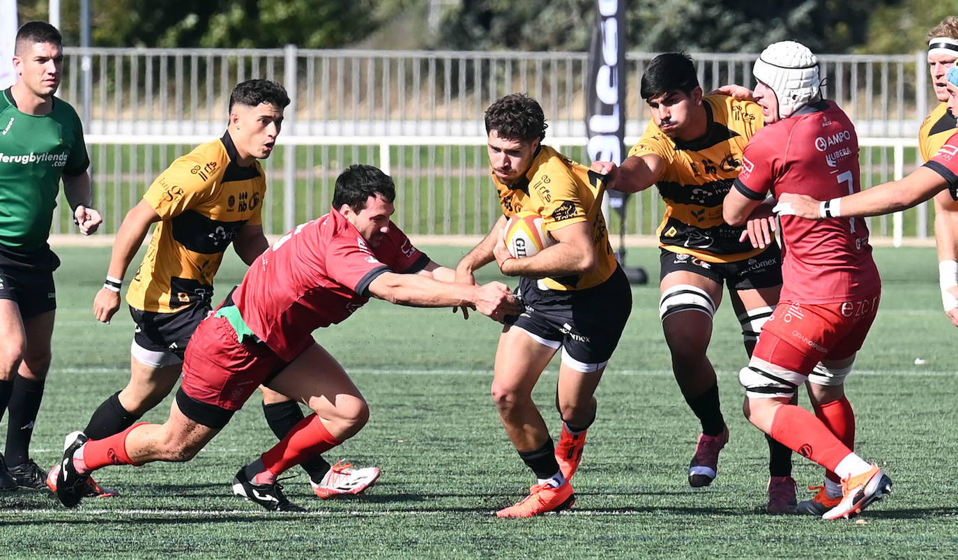 El Recoletas Burgos Caja Rural impone su ley en San Amaro