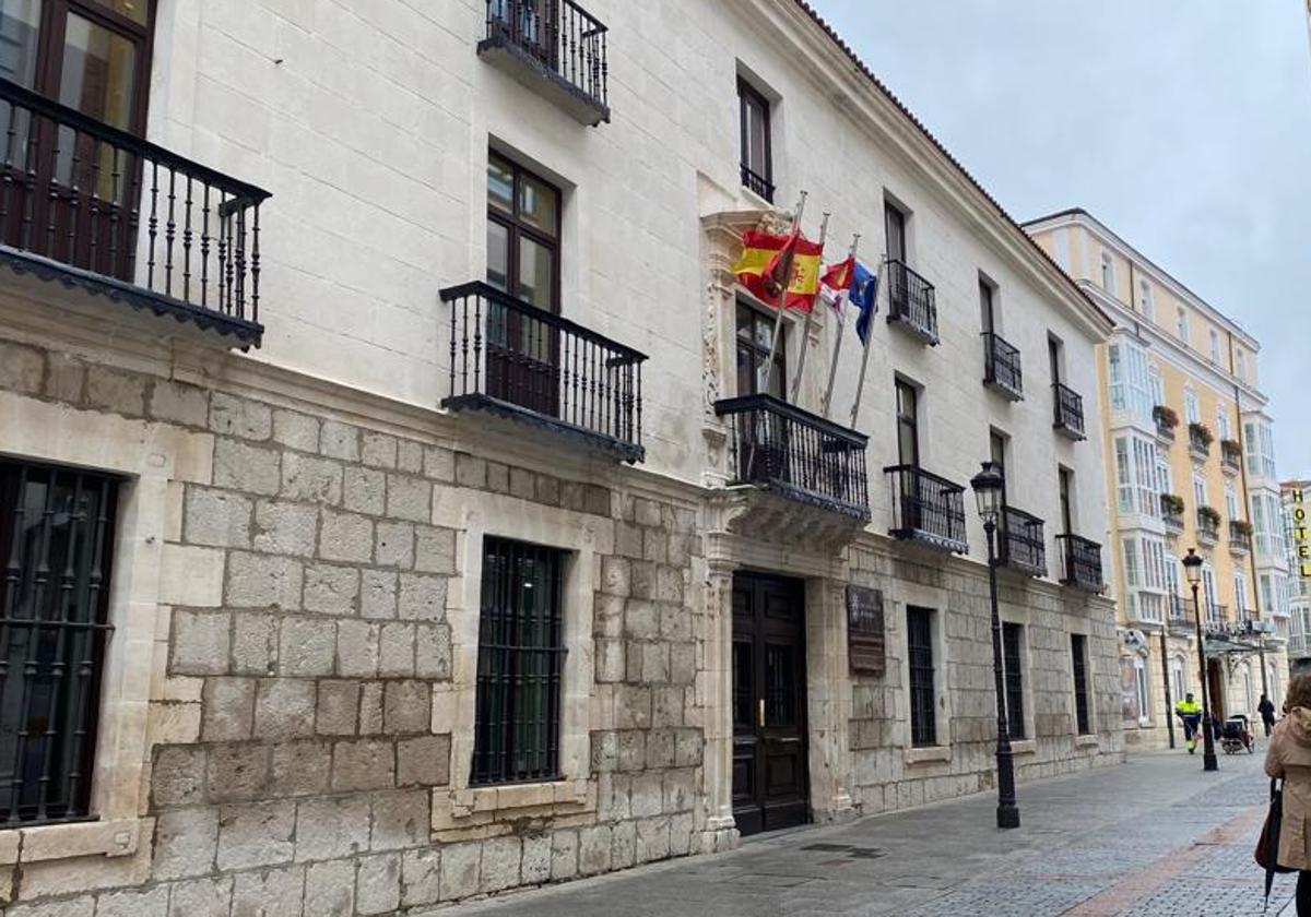 El centro cívico San Juan es una de las sedes de la atención psicológica gratuita para jóvenes de Burgos.