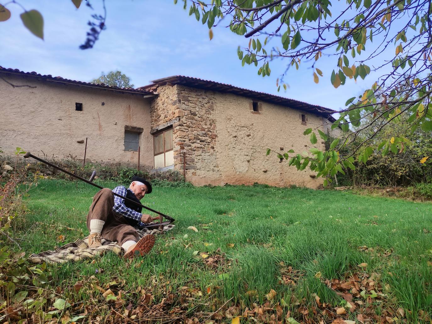 La trashumancia se apodera de Tolbaños de Arriba
