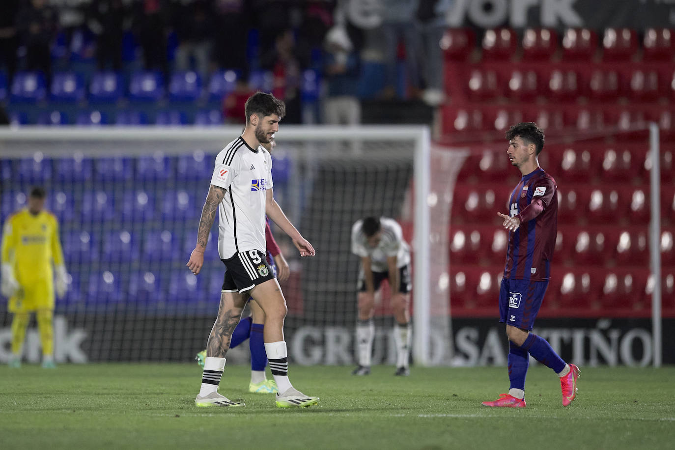 El Burgos CF se desdibuja en Elda