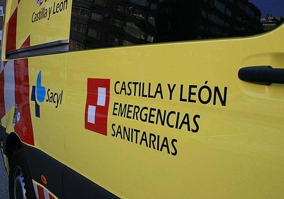 Imagen de una ambulancia de Emergencias Sanitarias de Castilla y León