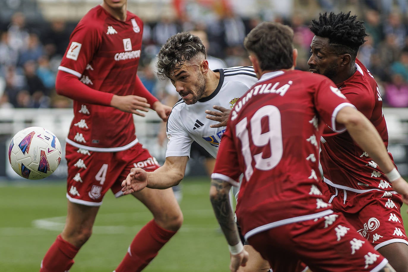 El Burgos CF tira de orgullo para tumbar al Alcorcón