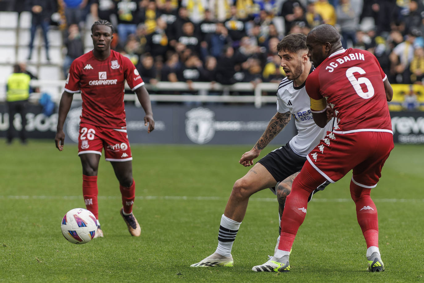 El Burgos CF tira de orgullo para tumbar al Alcorcón