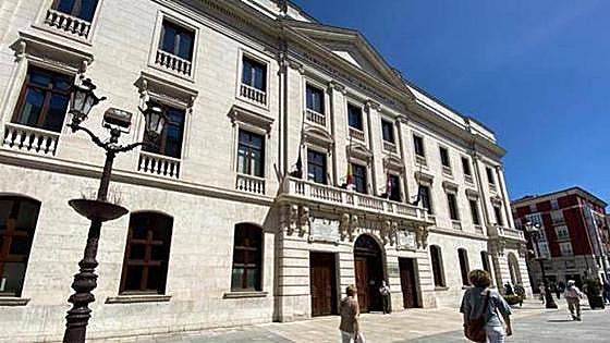 Las diputaciones de Castilla y León adjudicaron 717 contratos por 138,9 millones en 2021