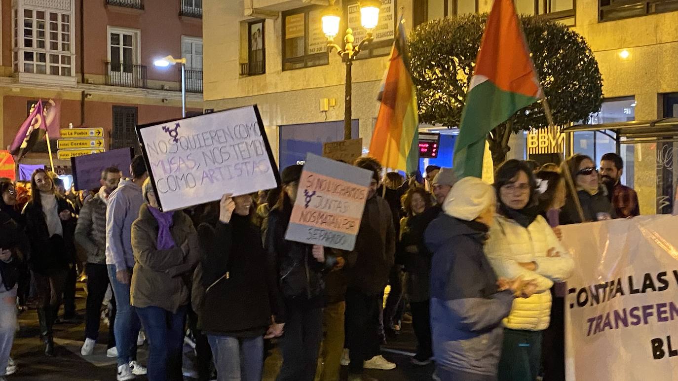 La manifestación del 25-N en Burgos, en imágenes