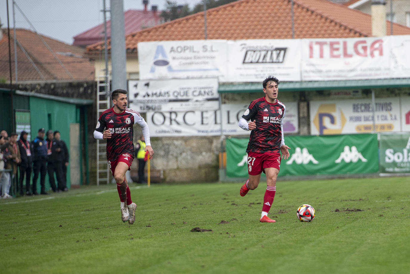 El pase del Burgos CF a dieciseisavos de Copa, en imágenes