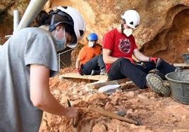 Imagen de archivo de excavaciones en el Yacimiento de Atapuerca.