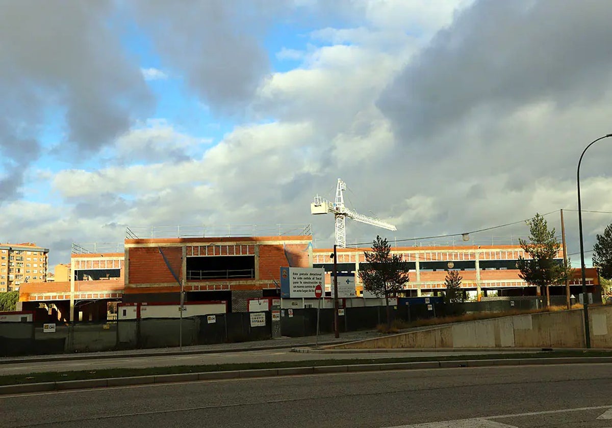 La obra del centro de salud lleva dos años parada.