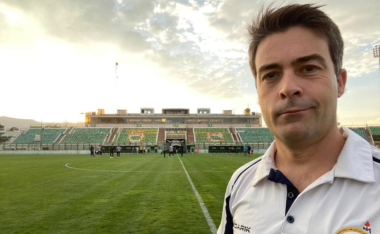 Rodrigo Hernando en la ciudad deportiva del Naft Masjed Soleyman.