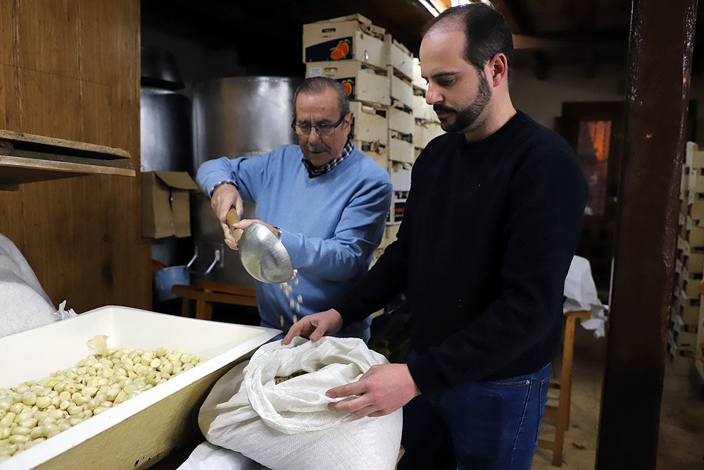 Fotos: La Cofradía de San Antón se prepara para celebrar Los Titos
