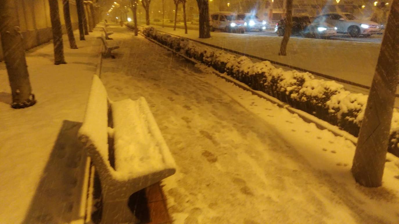 Las nevadas se han echo notar a última hora de la tarde en la capital burgalesa