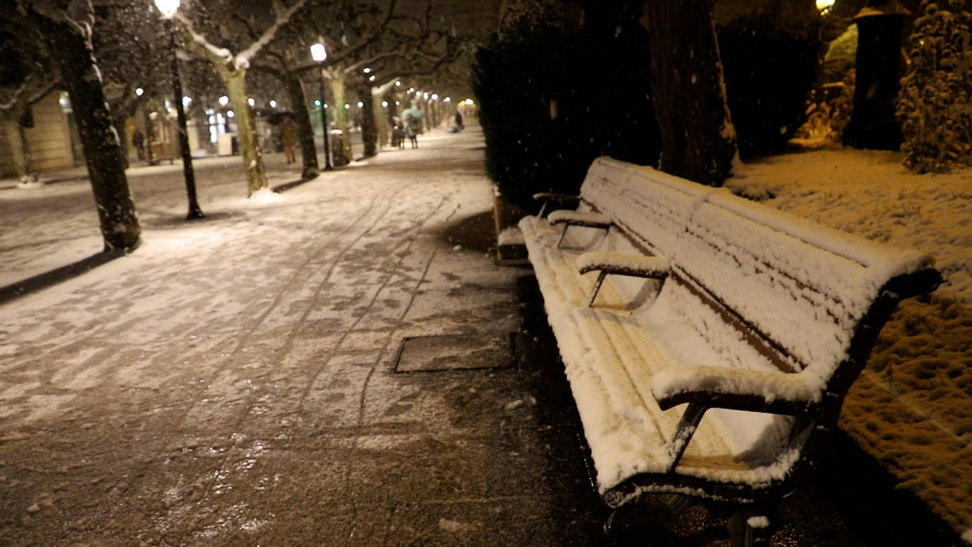 Las nevadas se han echo notar a última hora de la tarde en la capital burgalesa