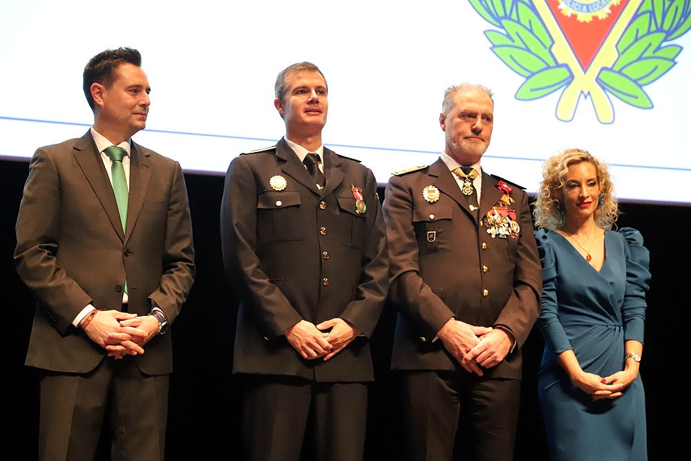 Fotos: La Policía Local de Burgos entrega distinciones y reconocimientos por el Patrón de 2023