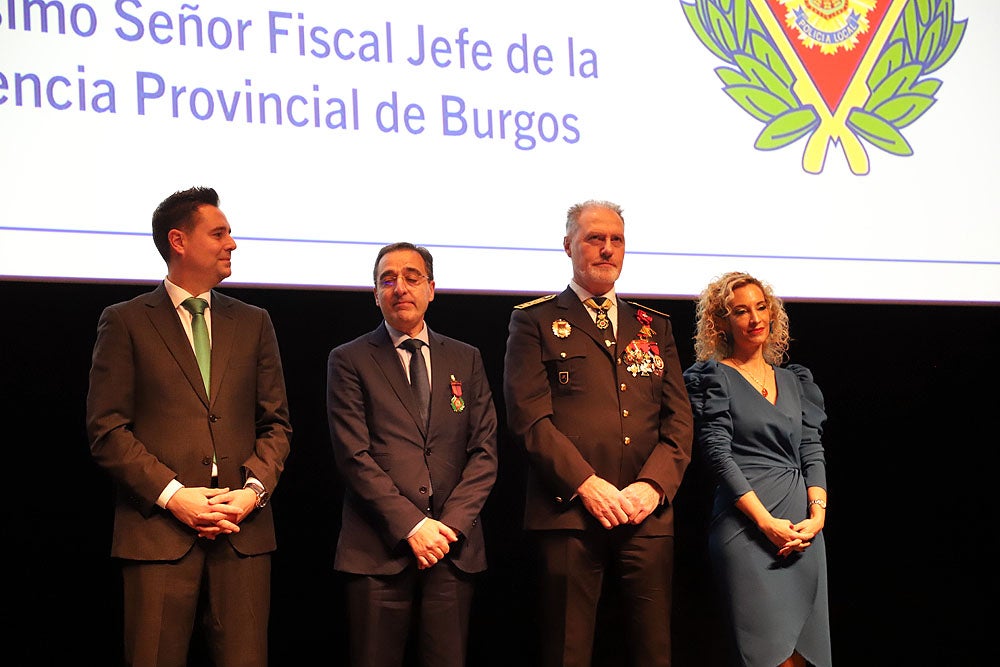 Fotos: La Policía Local de Burgos entrega distinciones y reconocimientos por el Patrón de 2023