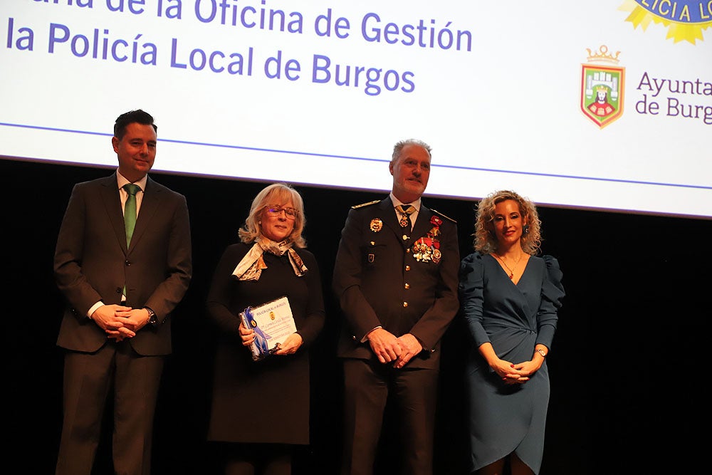 Fotos: La Policía Local de Burgos entrega distinciones y reconocimientos por el Patrón de 2023