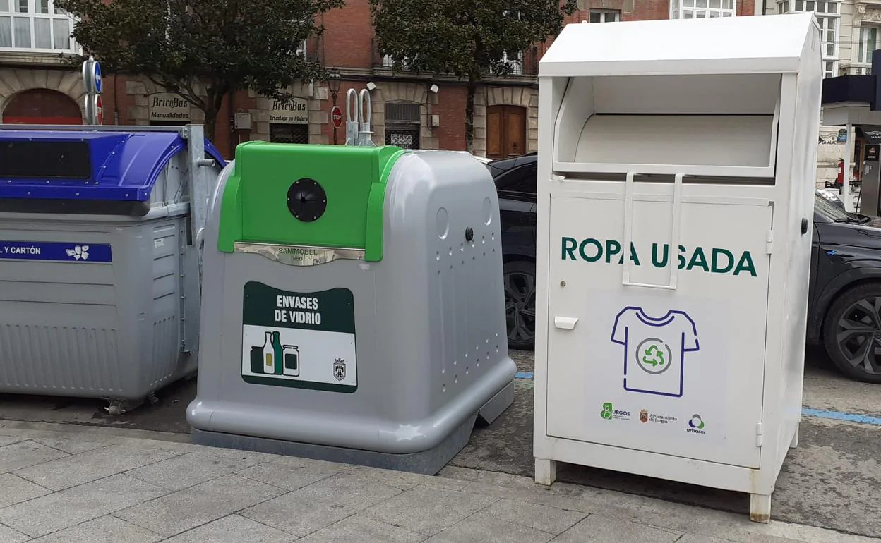 Burgos reforzará la recogida de ropa usada con 60 contenedores en sus  calles | BURGOSconecta
