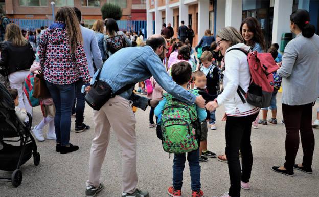 La Junta unifica el proceso de admisión de educación gratuita para los alumnos a partir de un año