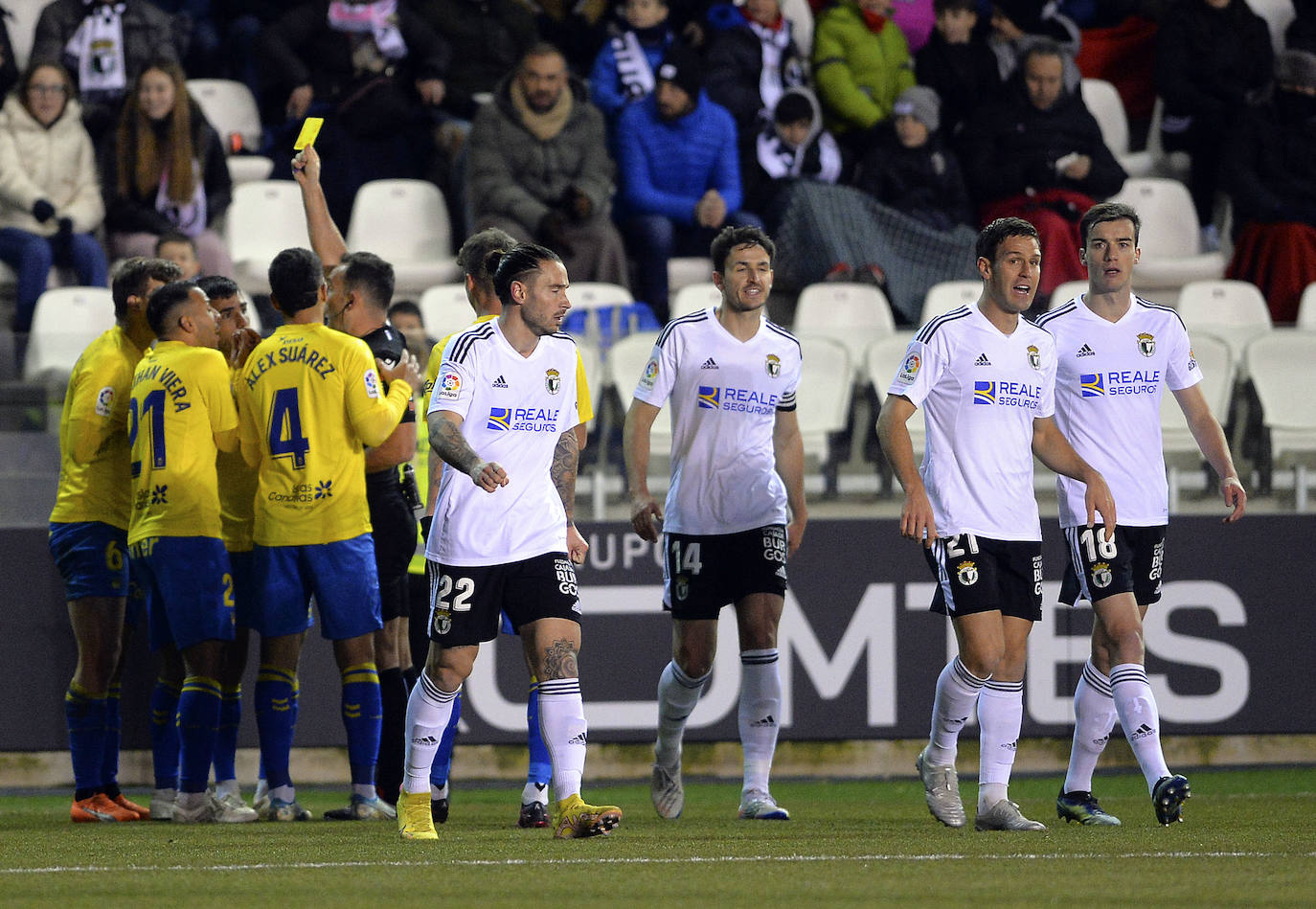 Imágenes del empate entre el Burgos CF y la UD Las Palmas este lunes en El Plantío