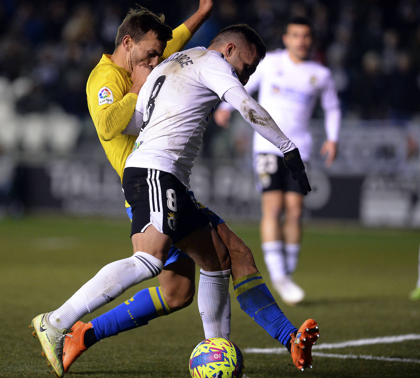 Imágenes del empate entre el Burgos CF y la UD Las Palmas este lunes en El Plantío