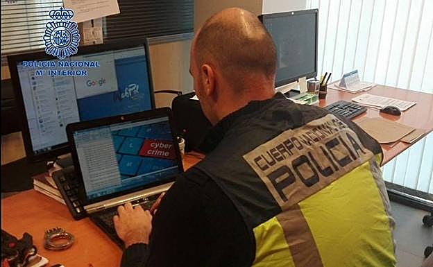 Detienen a un hombre y una mujer en Miranda acusados de varias estafas en toda España