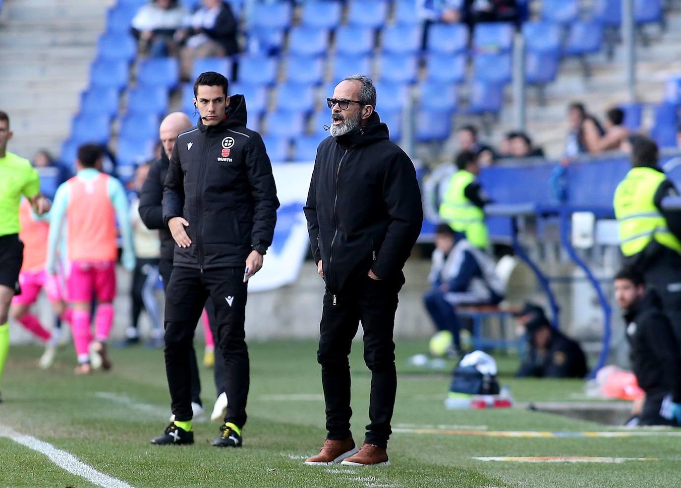 Imagenes de la victoria del Burgos CF ante el Real Oviedo este domingo en el Carlos Tartiere